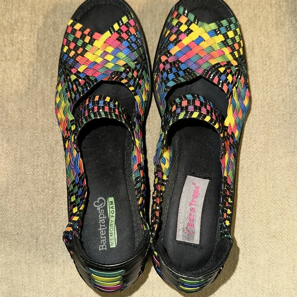BARE TRAPS Women’s Memory Foam Umma Wedge Heel Rainbow Woven Sandal Size 8.5